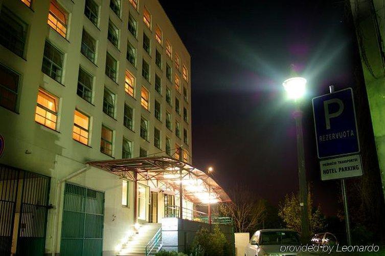 Centre Hotel Kaunas Luaran gambar