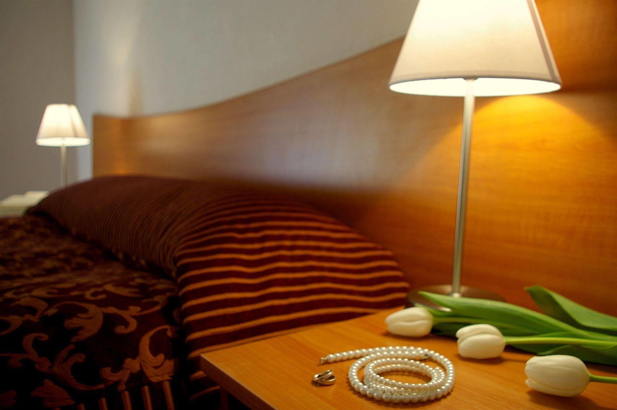Centre Hotel Kaunas Luaran gambar