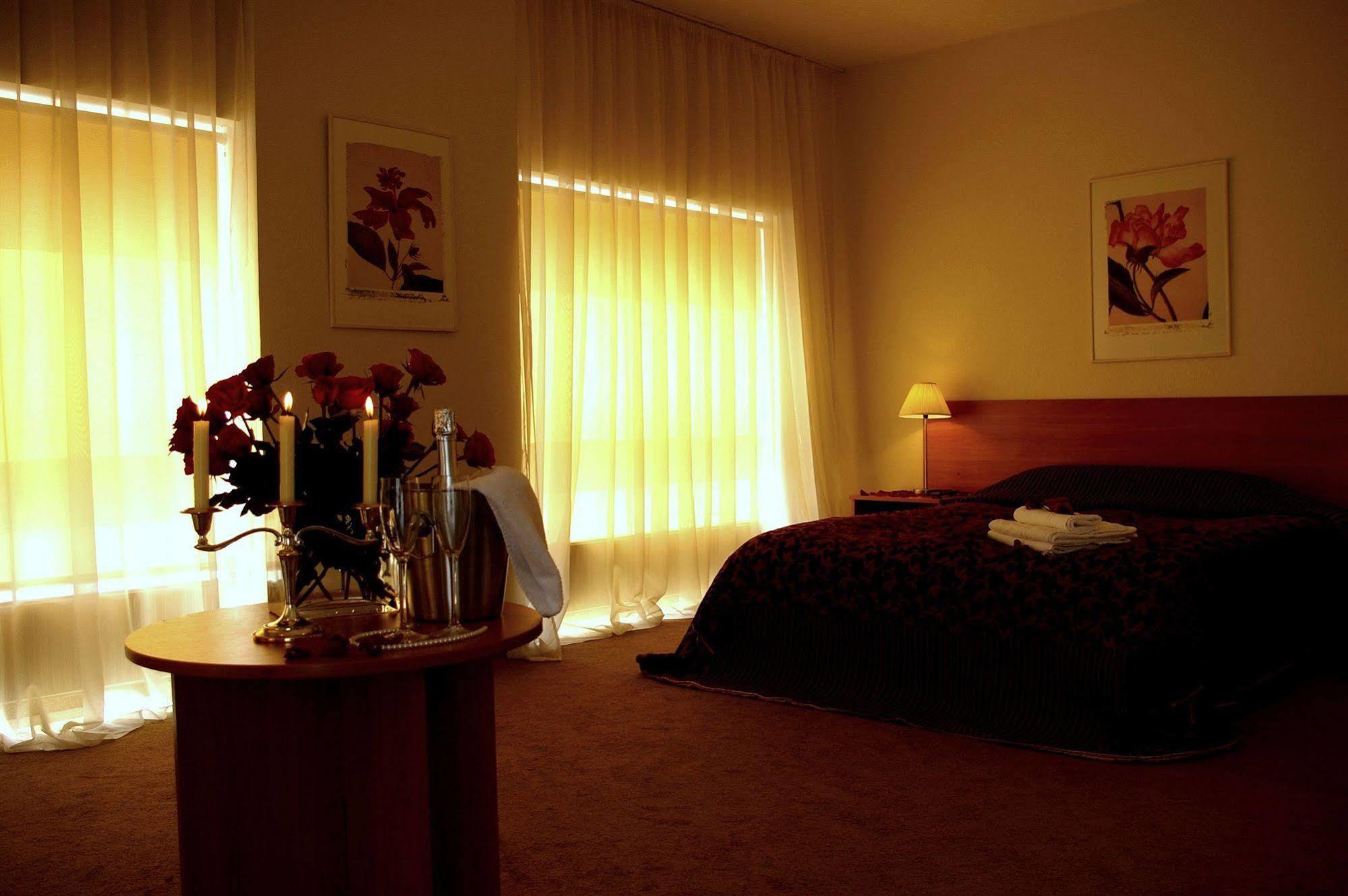 Centre Hotel Kaunas Luaran gambar